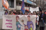 Több ezren tüntettek Romániában az abortusz ellen