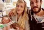 Nem maradhat életben a kis Charlie Gard - A szülők legalább a körülményekről dönteni szeretnének