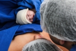 Influenzajárvány: bemehet az apa a szülésre?