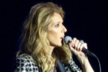 Céline Dion édesanyja egy pap hatására döntött úgy, hogy nem az abortuszt választja